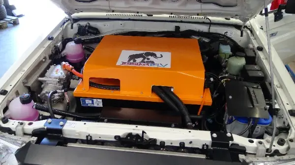Electric vehicle engine