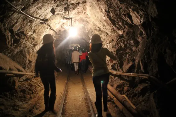Electricity in a mine